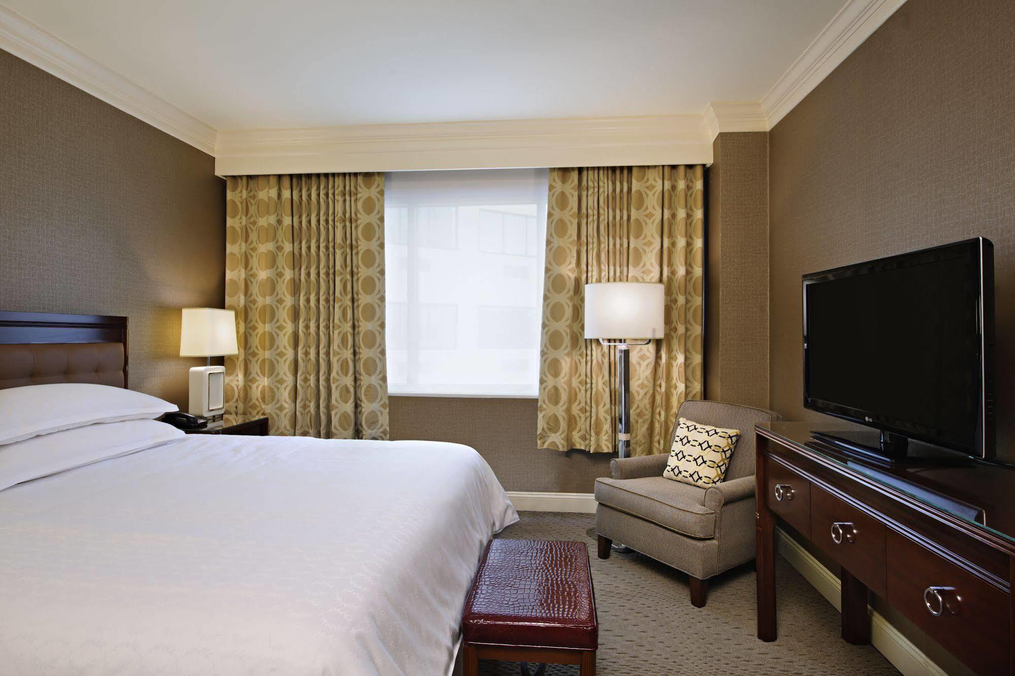 Sheraton Wilmington South New Castle Exterior photo