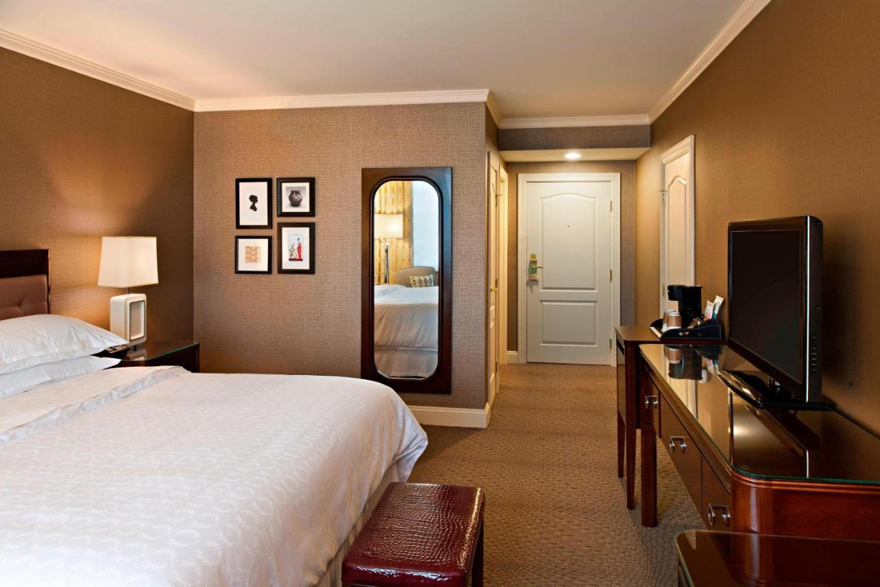 Sheraton Wilmington South New Castle Exterior photo